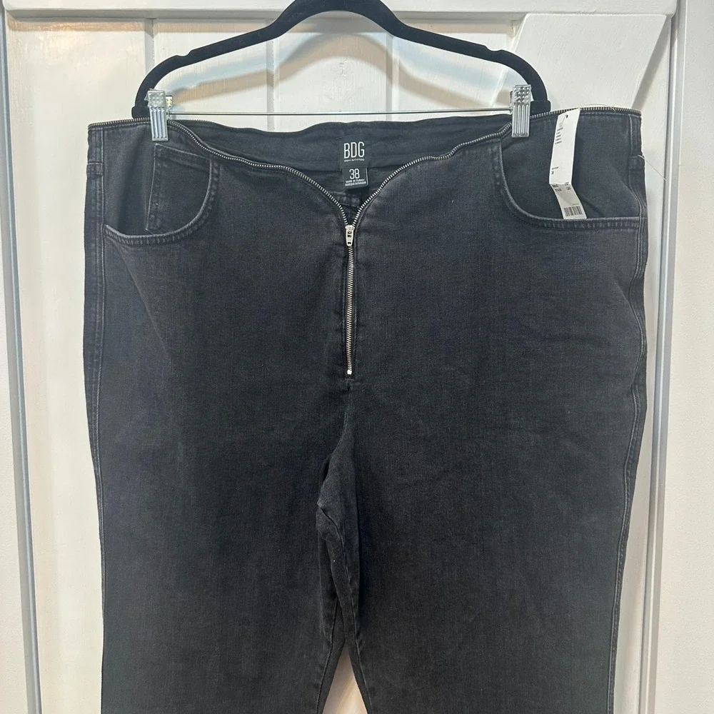 BDG Urban Outfitters Womens Jeans 38 NWT $89 Black Zipper Waist Bootcut Grunge